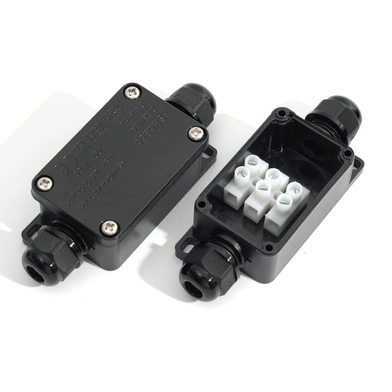 450V Outdoor Waterproof IP66 E - Outdoor Lighting Connectors 评论和价格